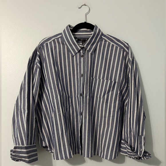 Banana Republic Boxy cropped shirt in size XL. New with tags - Picture 1 of 8